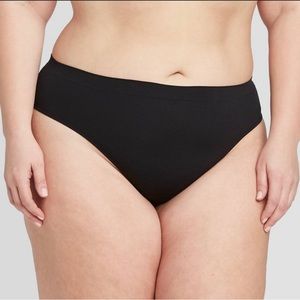 Women’s plus size seamless thong, Auden Black 1X